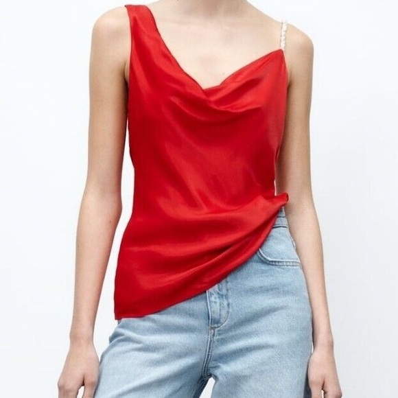❤️‍🔥ASYMMETRICAL PEARL TOP❤️‍🔥 RED - Picture 4 of 8
